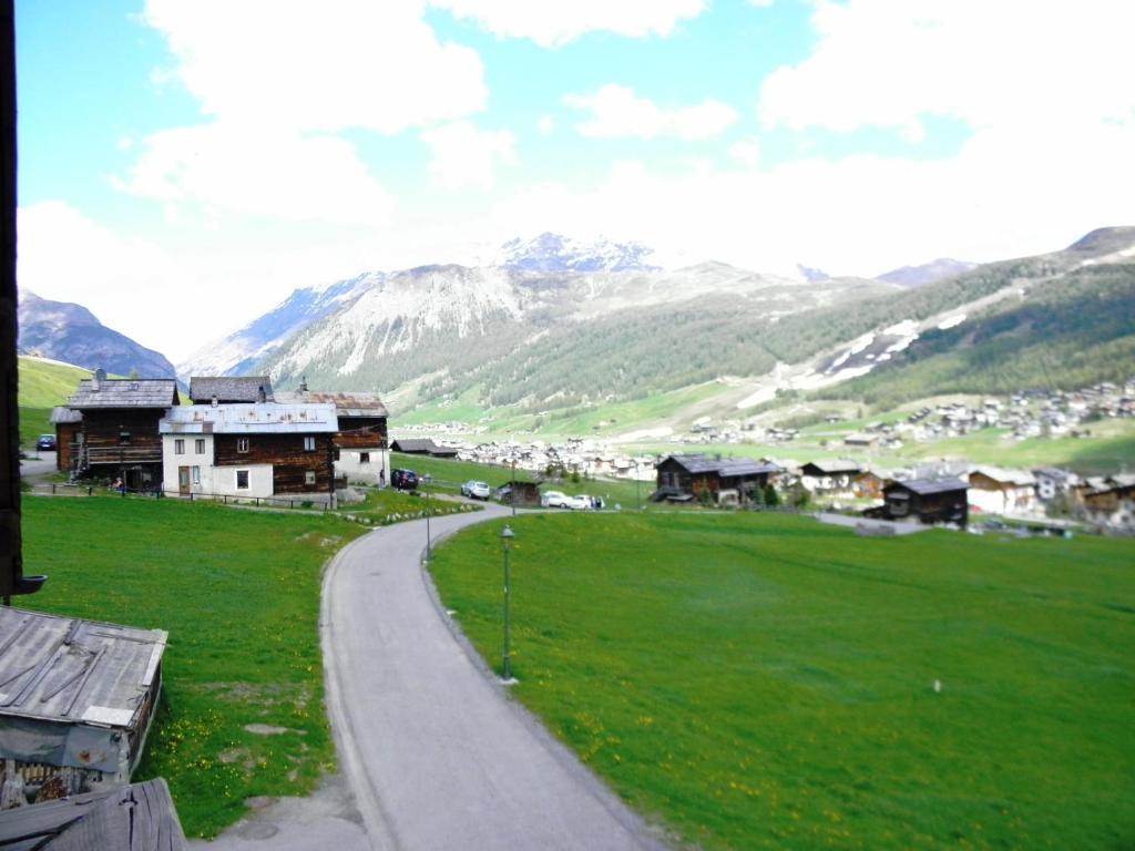 Mountain Chalet Milly Ливиньо Экстерьер фото